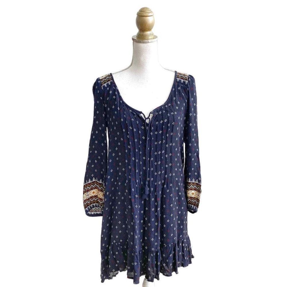 ✨American Eagle Pintucked Boho Swing Dress✨ - Picture 2 of 9